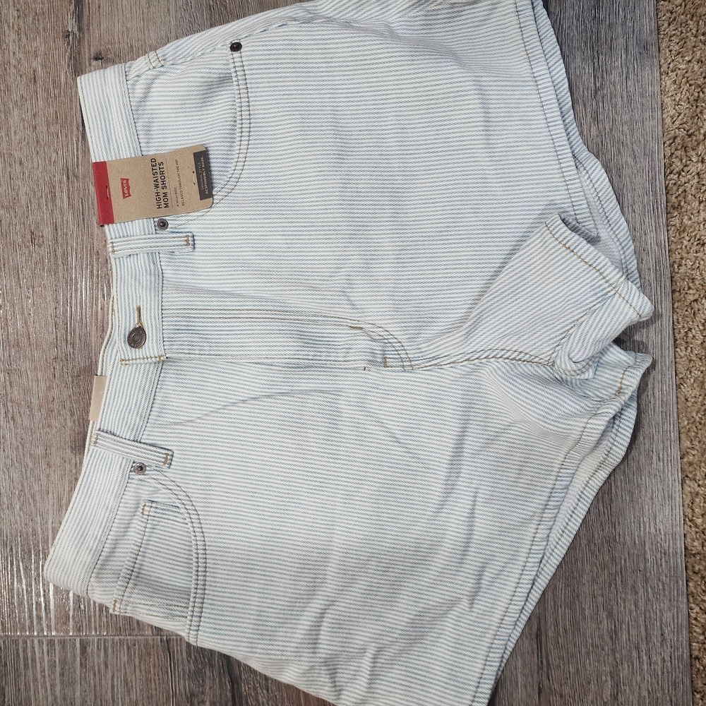 Levi's White and Blue Striped Jean Shorts New Tags 32 Levi Women